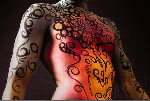 AL_ChristaleneKaraiskakis_S01_MD_Bodypaint+Photo_09299_cqeRLLW