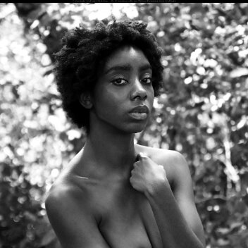Portraits - Mono Nude or intimate portraits in BW or toned